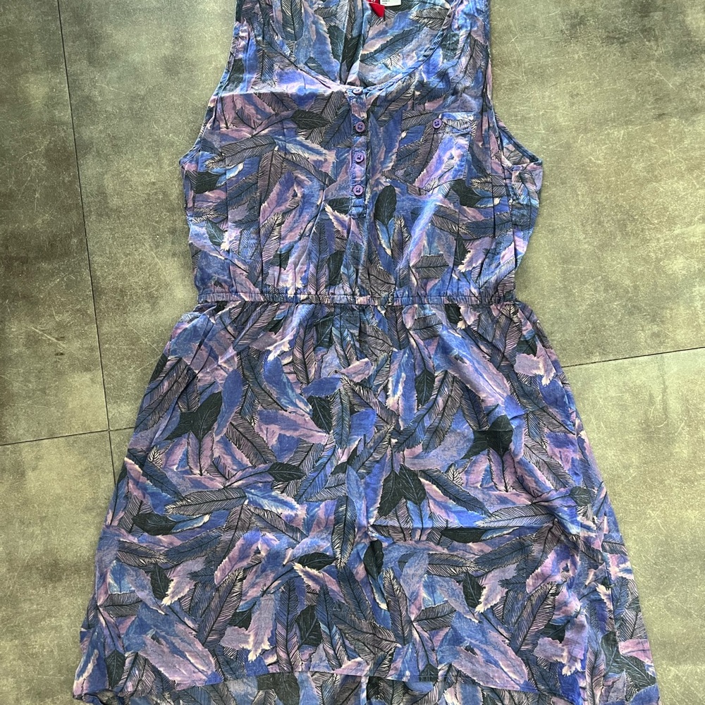 Sleeveless Blue and Purple Feather Print High-Low Dress